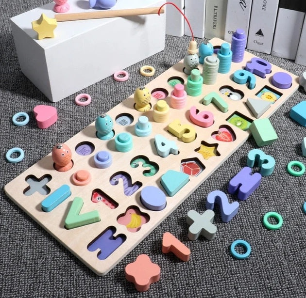 Buntes Lernpuzzle mit Buchstaben und Zahlen
